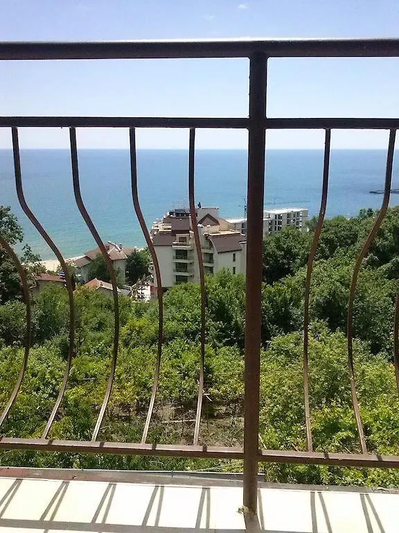 Family Hotel Rai-Only Adults Golden Sands 3*,
